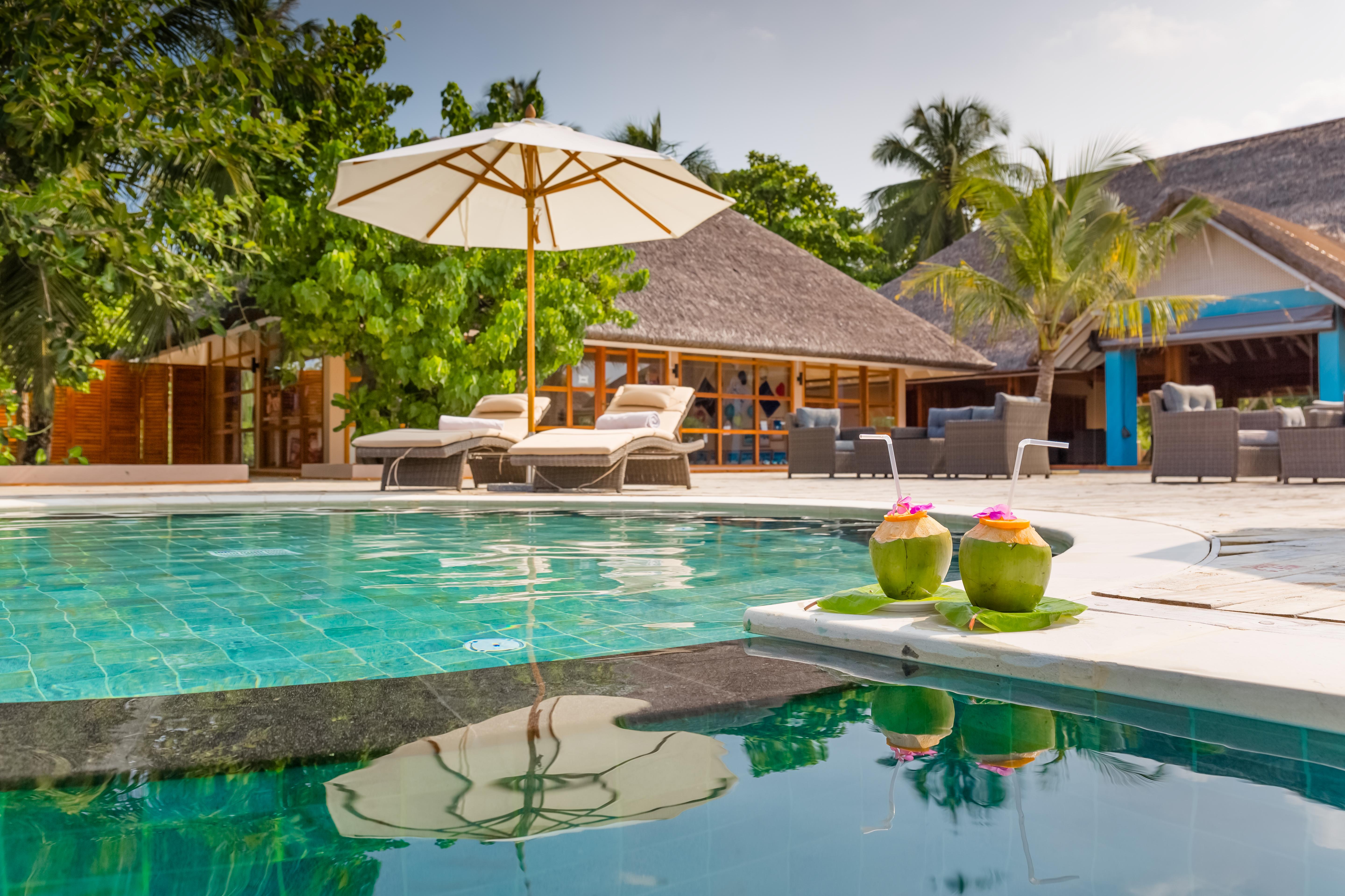 คูดาฟุชิ รีสอร์ต แอนด์ สปา Hotel Meedhoo  ภายนอก รูปภาพ