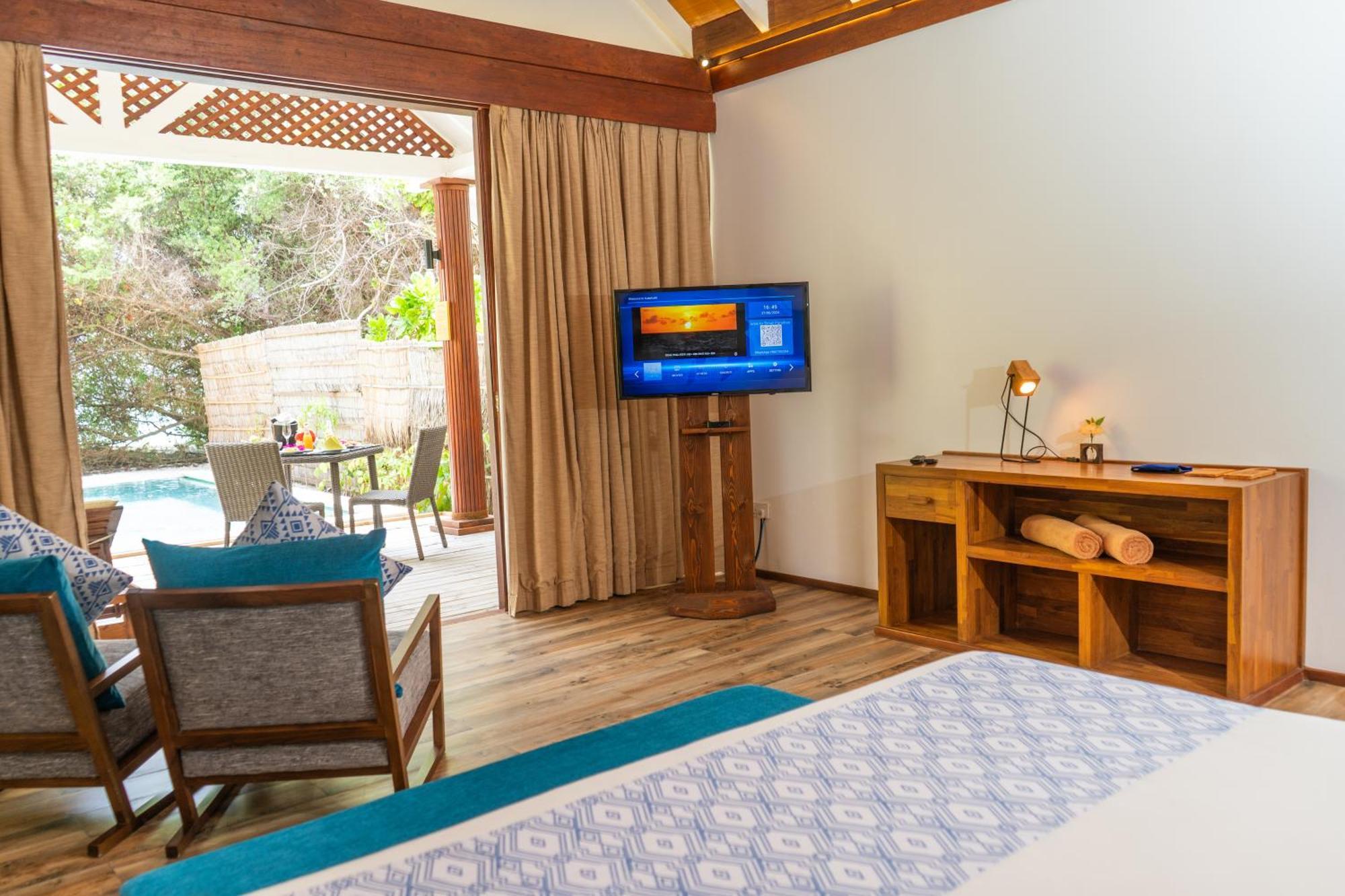 คูดาฟุชิ รีสอร์ต แอนด์ สปา Hotel Meedhoo  ภายนอก รูปภาพ