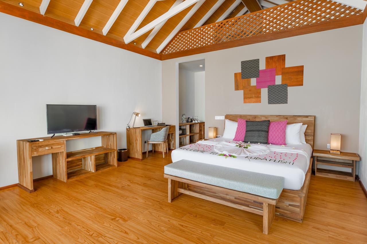 คูดาฟุชิ รีสอร์ต แอนด์ สปา Hotel Meedhoo  ภายนอก รูปภาพ