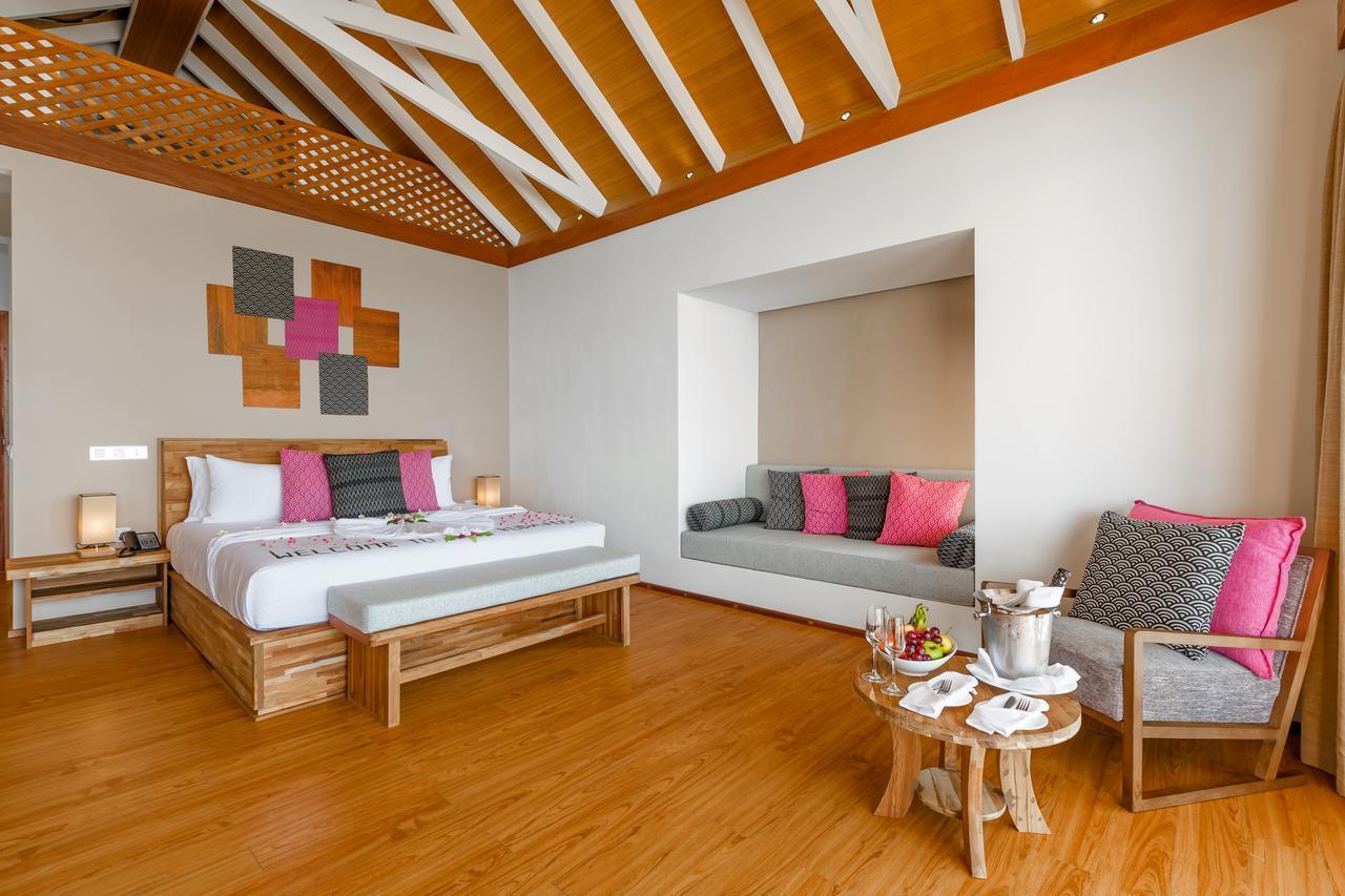 คูดาฟุชิ รีสอร์ต แอนด์ สปา Hotel Meedhoo  ภายนอก รูปภาพ