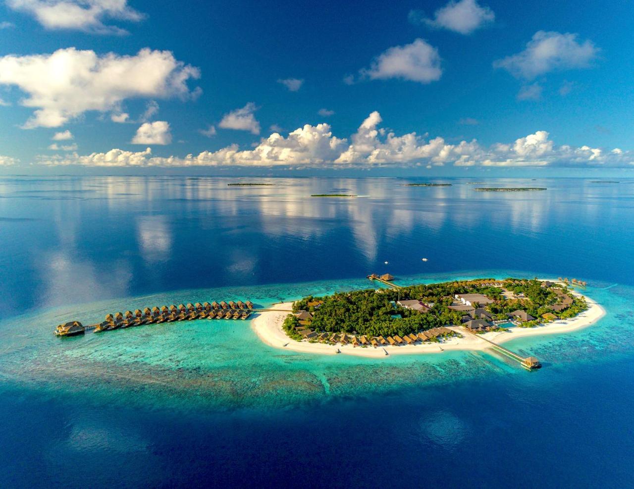 คูดาฟุชิ รีสอร์ต แอนด์ สปา Hotel Meedhoo  ภายนอก รูปภาพ